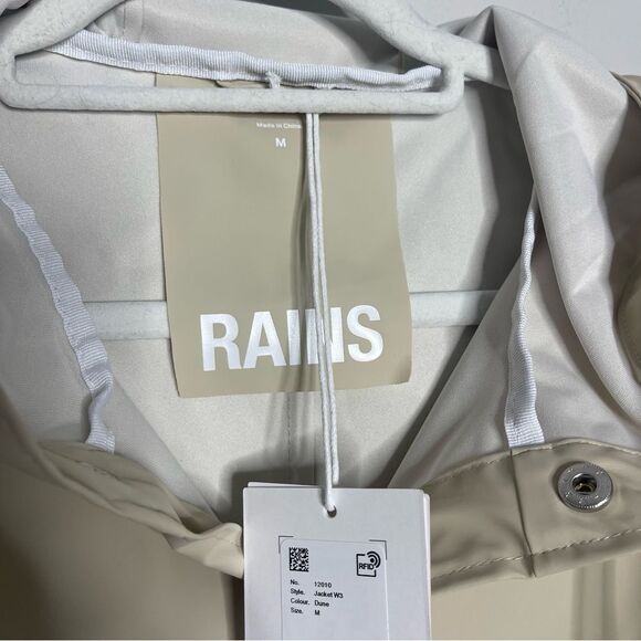 RAINS NWT SNAP FRONT RAIN JACKET MEDIUM - Picture 9 of 10